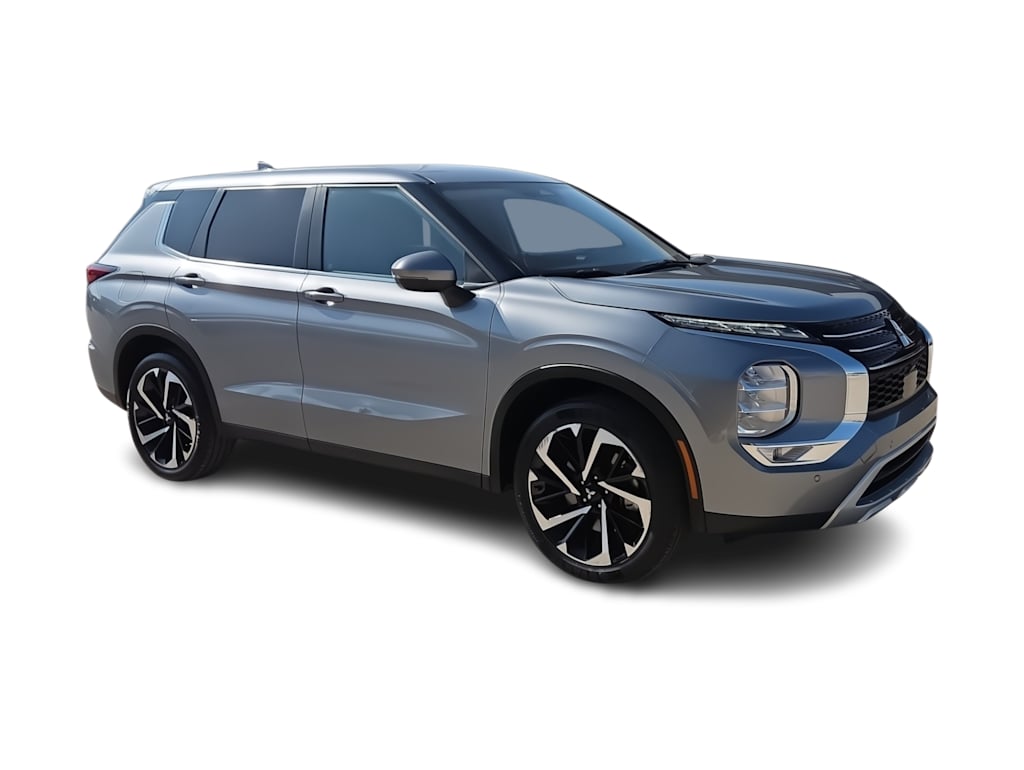 Thumbnail: 2024 Mitsubishi Outlander - 18