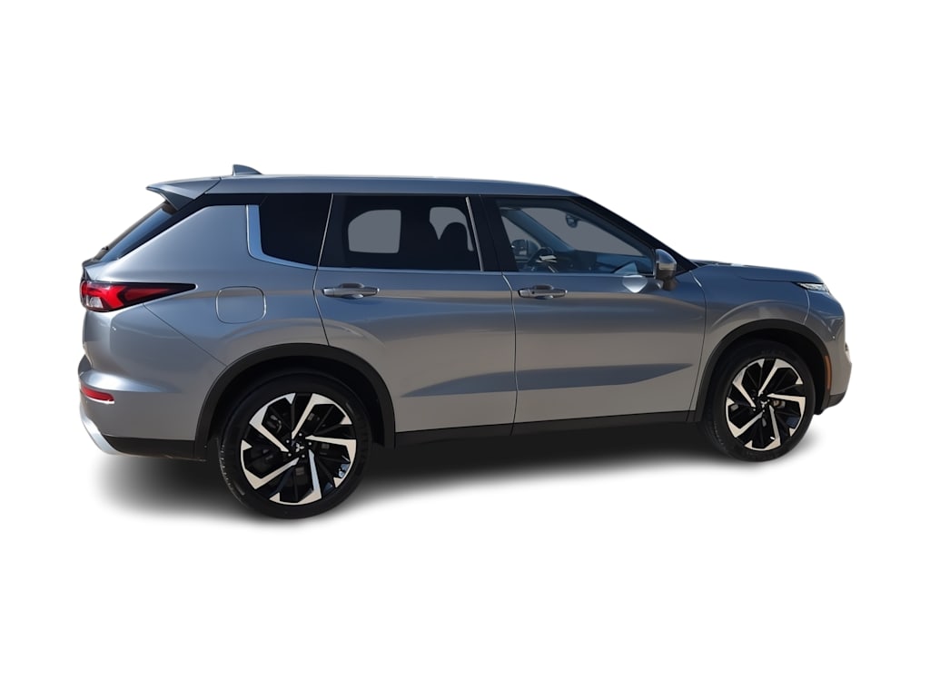Thumbnail: 2024 Mitsubishi Outlander - 21