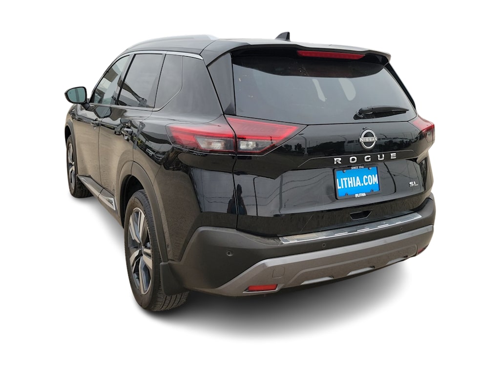 2023 Nissan Rogue SL 4
