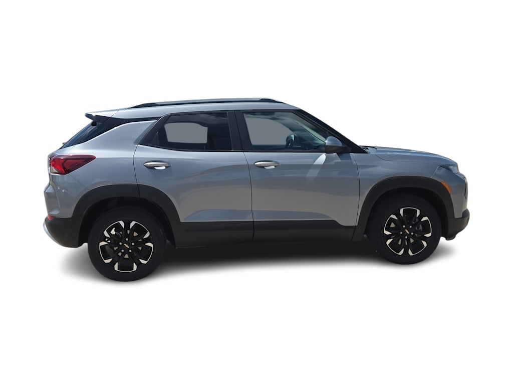 Thumbnail: 2023 Chevrolet TrailBlazer - 21