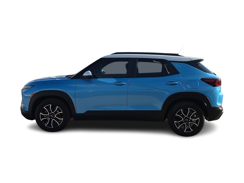 Thumbnail: 2025 Chevrolet TrailBlazer - 3