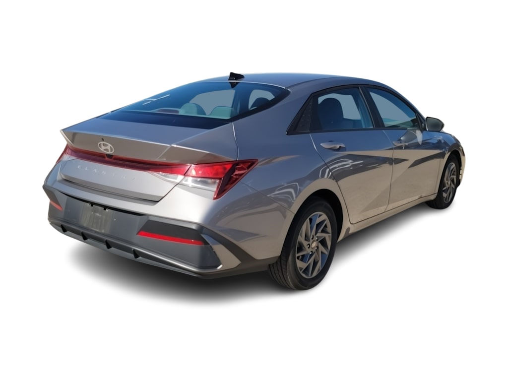 Thumbnail: 2024 Hyundai Elantra - 22
