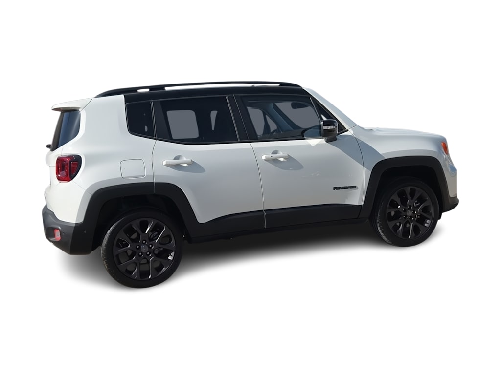 Thumbnail: 2023 Jeep Renegade - 21