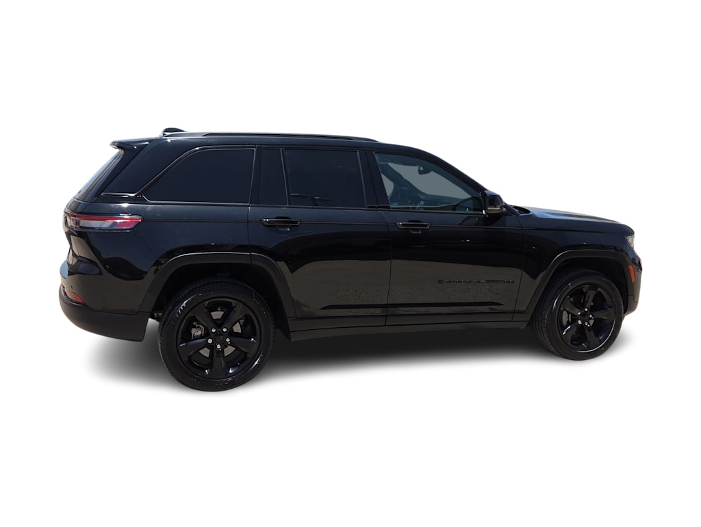 Thumbnail: 2024 Jeep Grand Cherokee - 21