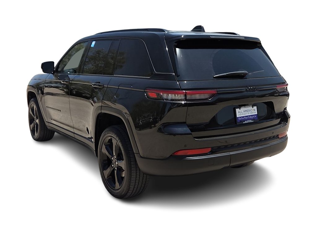 Thumbnail: 2024 Jeep Grand Cherokee - 4