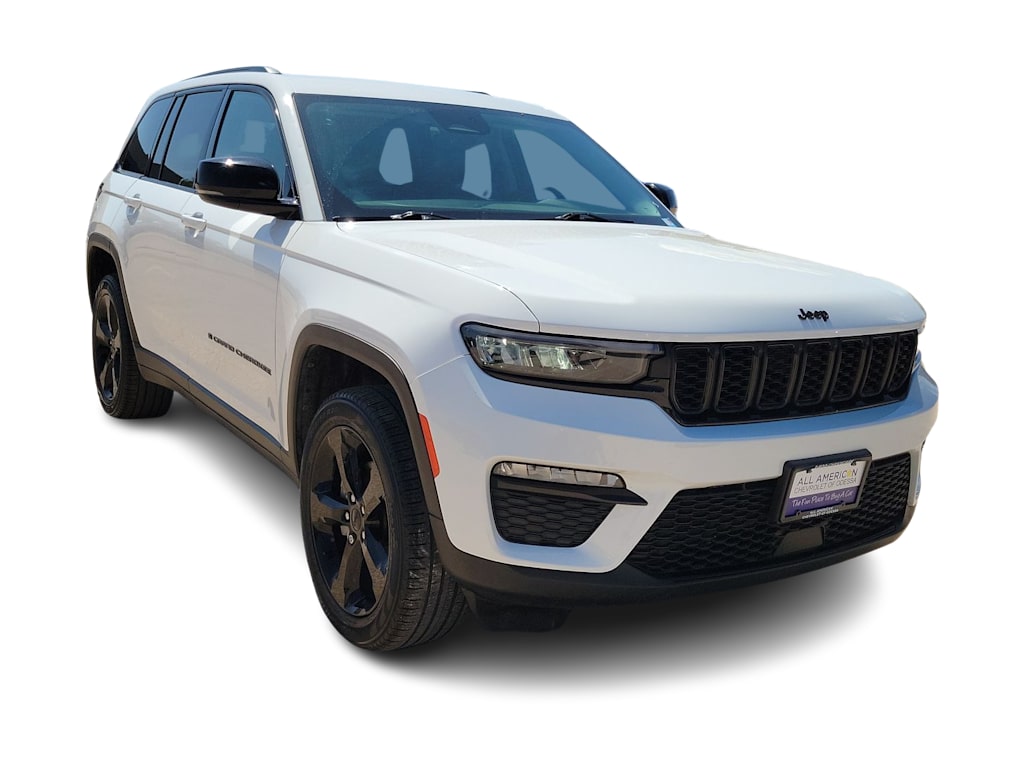 Thumbnail: 2023 Jeep Grand Cherokee - 20