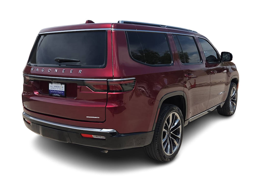Thumbnail: 2022 Jeep Wagoneer - 21