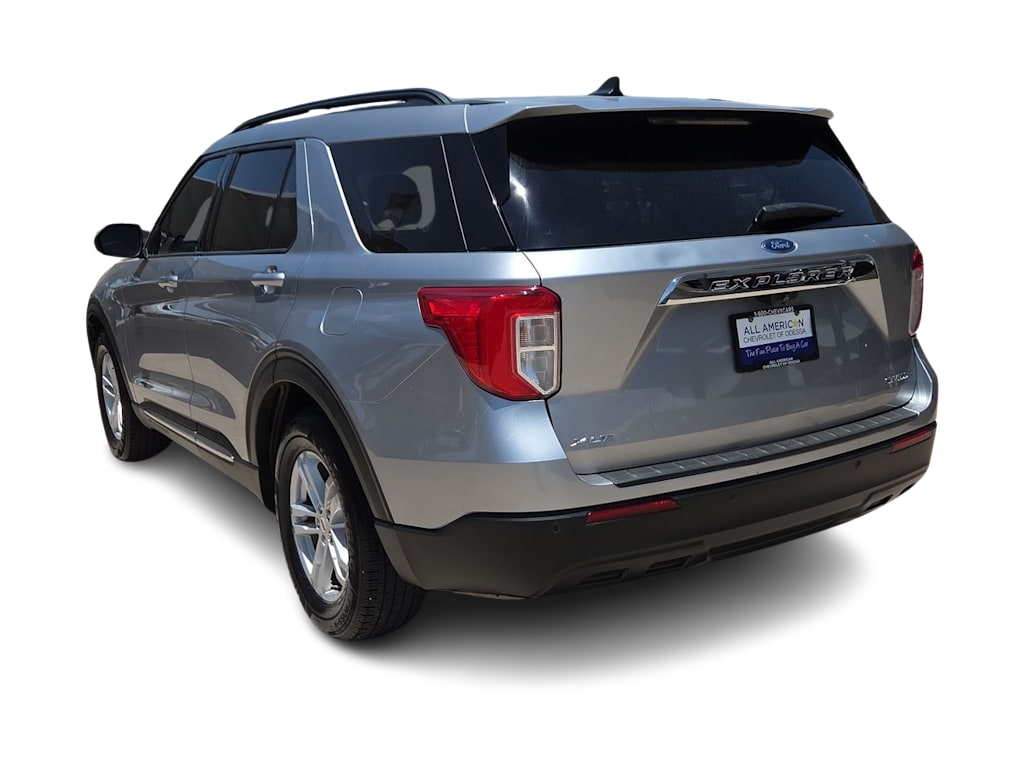 Thumbnail: 2021 Ford Explorer - 4