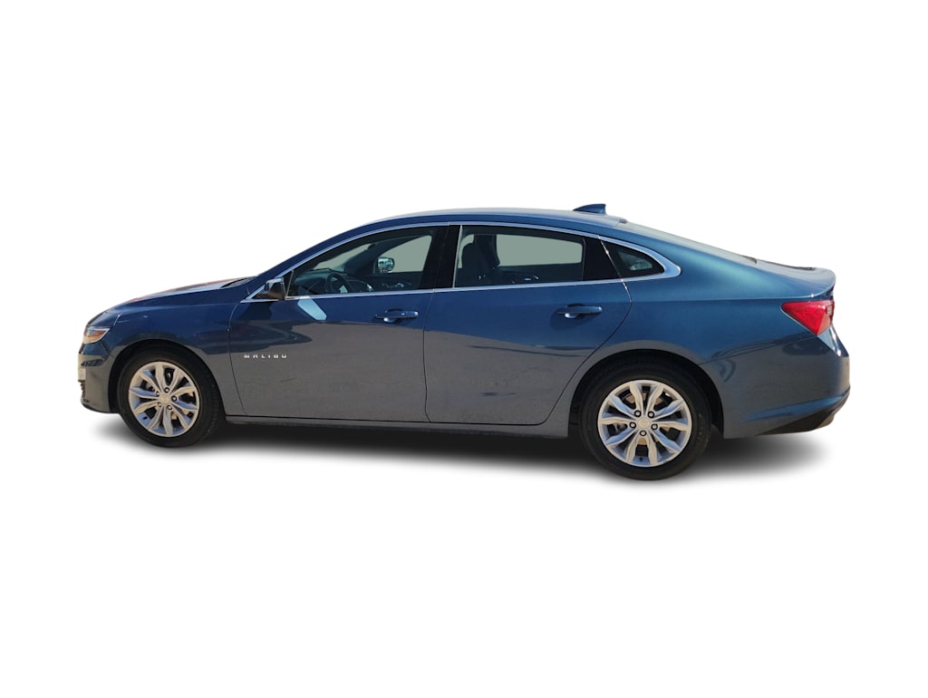 Thumbnail: 2024 Chevrolet Malibu - 3
