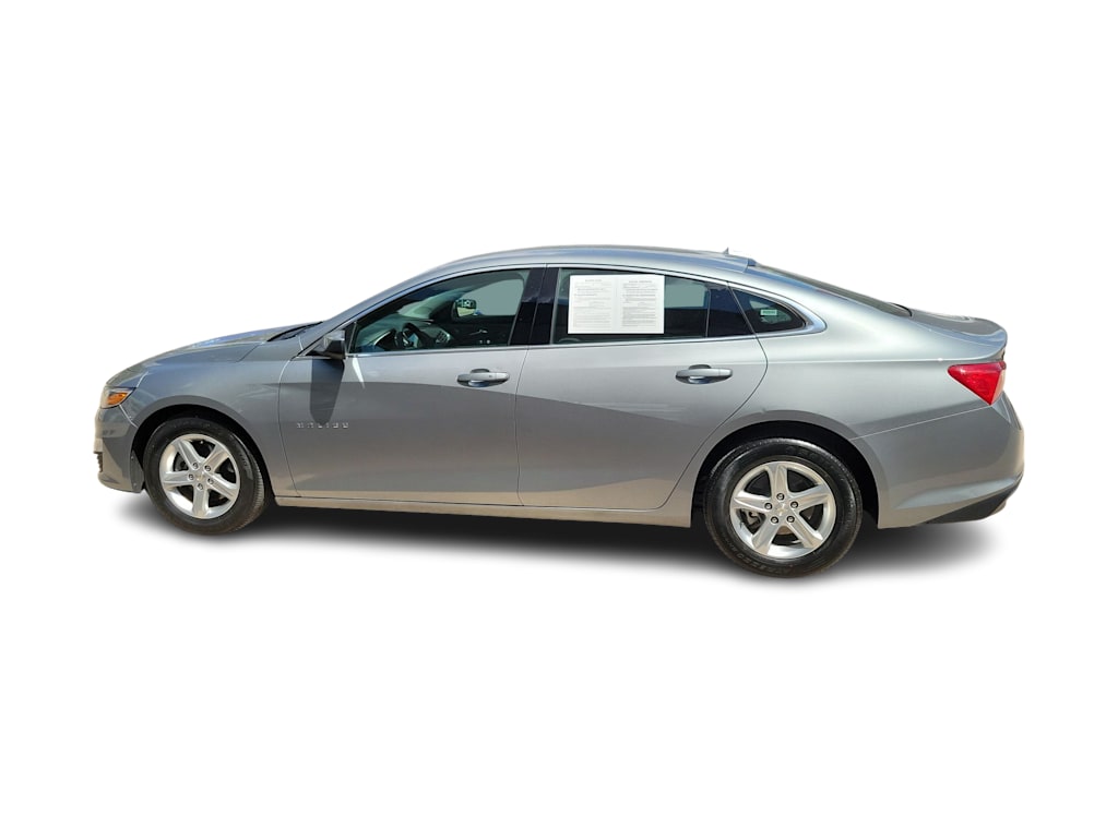 Thumbnail: 2024 Chevrolet Malibu - 3