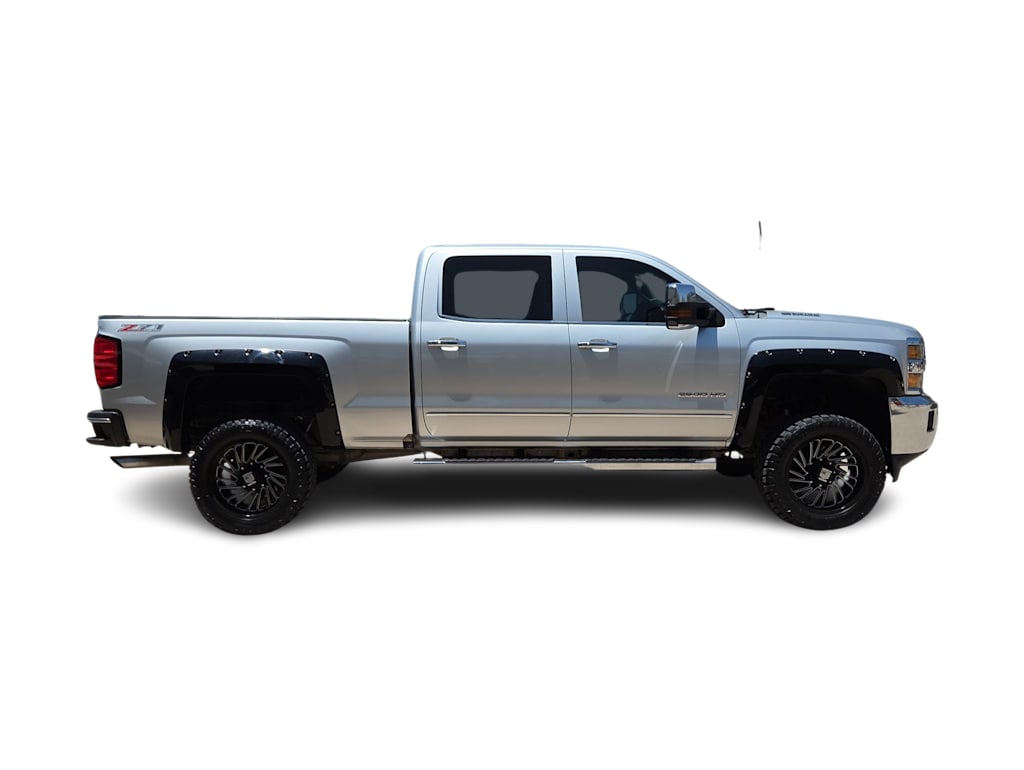 Thumbnail: 2016 Chevrolet Silverado 2500 - 21