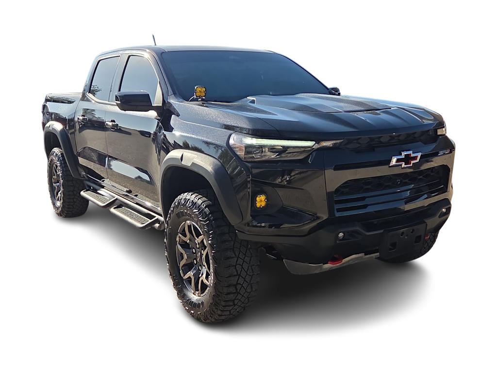 Thumbnail: 2026 Chevrolet Colorado - 4