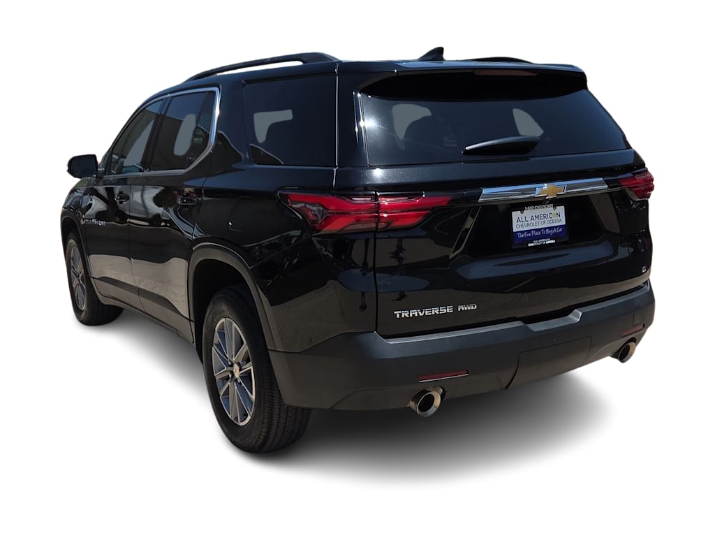 Thumbnail: 2023 Chevrolet Traverse - 4