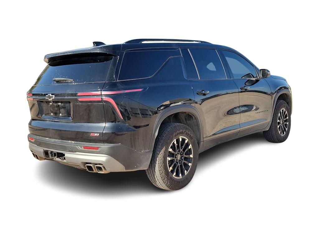 Thumbnail: 2025 Chevrolet Traverse - 18