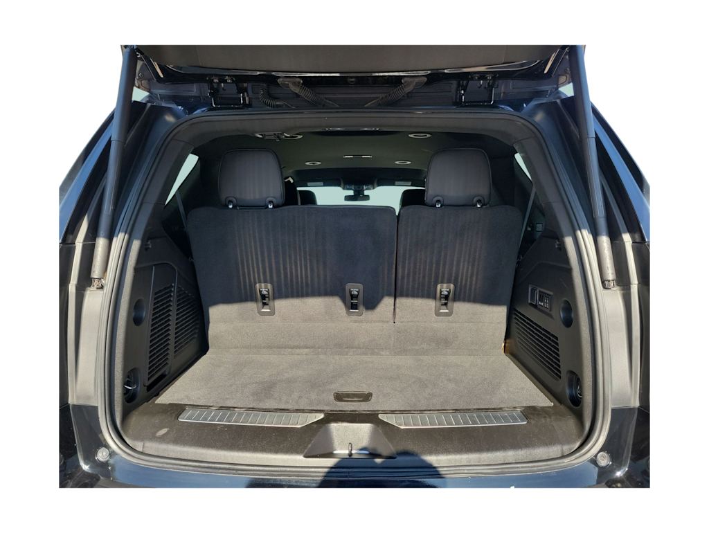 Thumbnail: 2022 Chevrolet Tahoe - 18