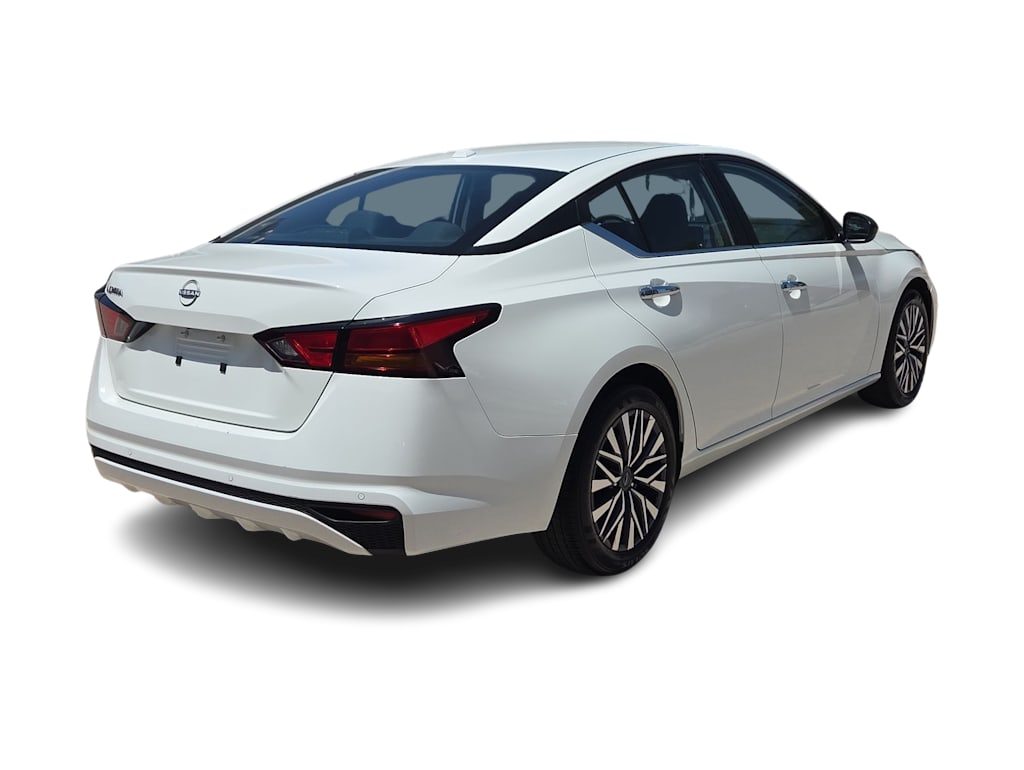 Thumbnail: 2025 Nissan Altima - 19