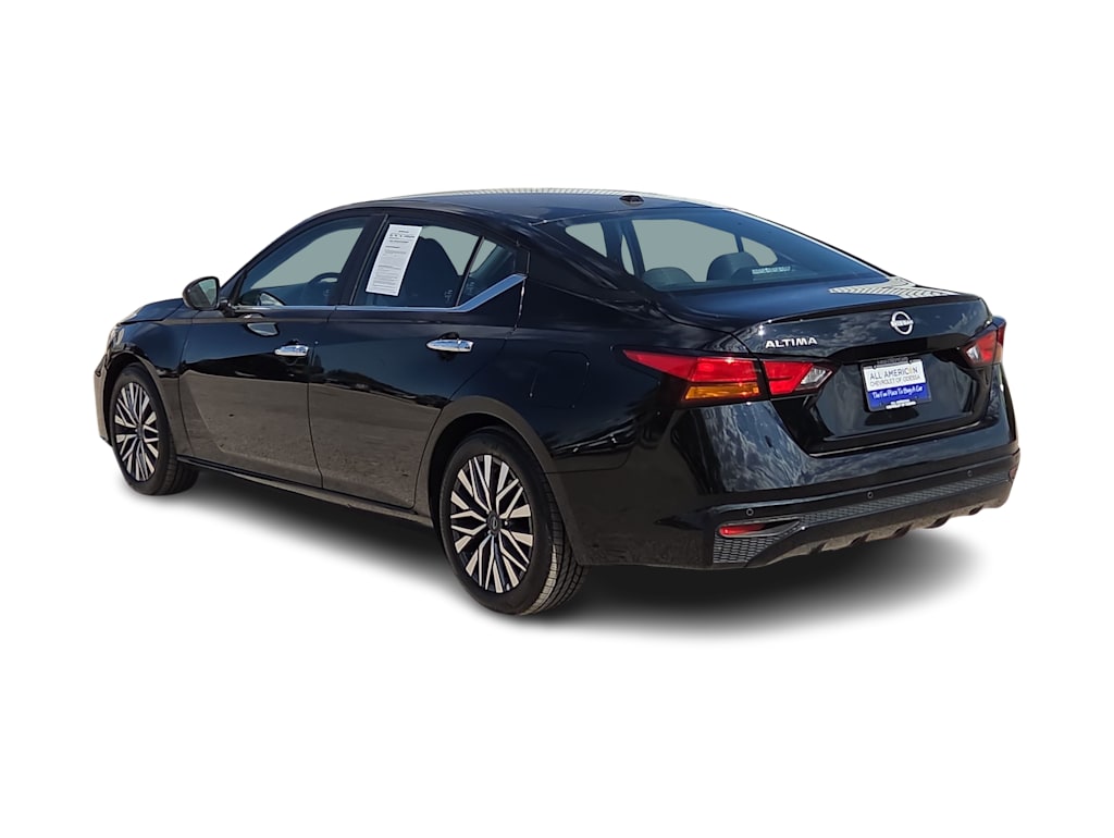 Thumbnail: 2025 Nissan Altima - 4