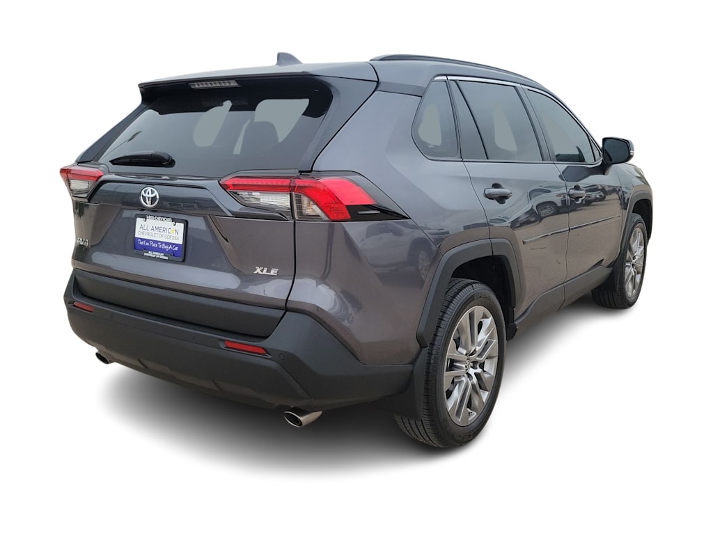 Thumbnail: 2024 Toyota RAV4 - 21