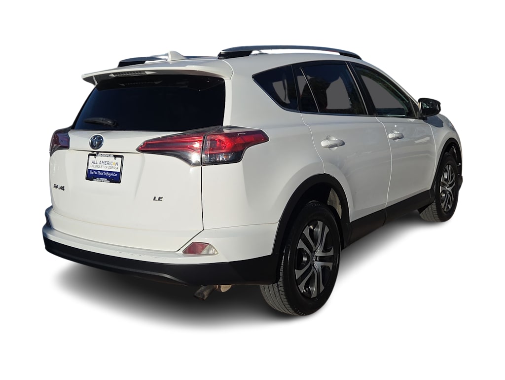 Thumbnail: 2016 Toyota RAV4 - 21