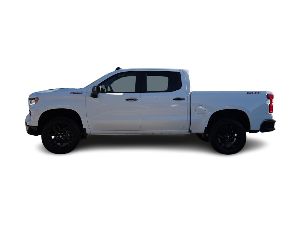 Thumbnail: 2026 Chevrolet Silverado 1500 - 3