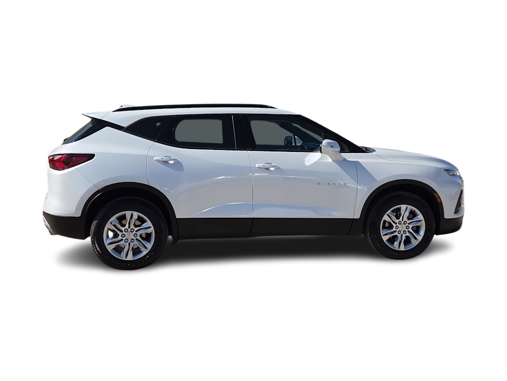 Thumbnail: 2022 Chevrolet Blazer - 21