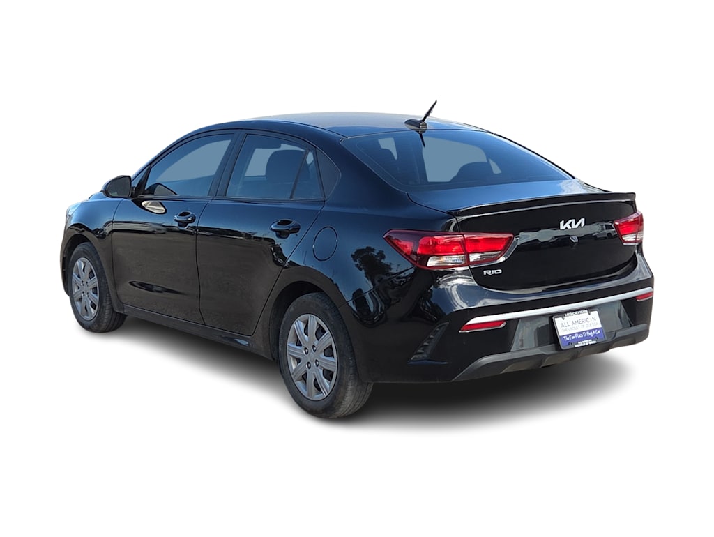 Thumbnail: 2023 Kia Rio - 4