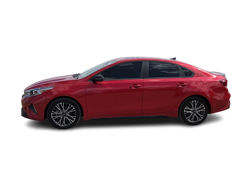 Thumbnail: 2024 Kia Forte - 3
