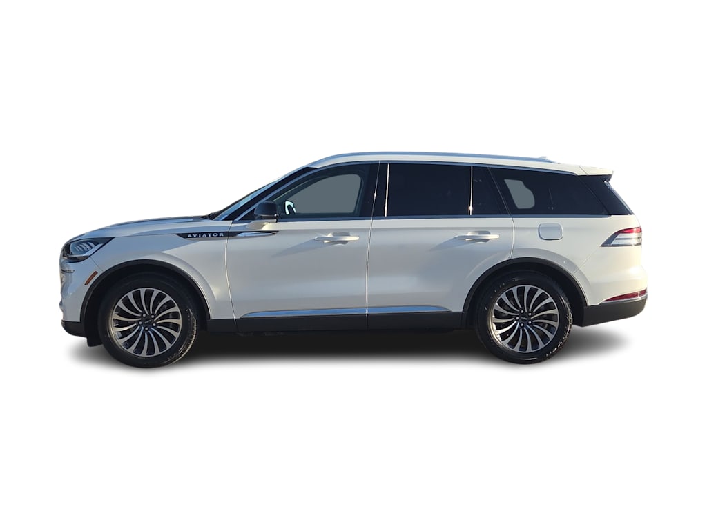 Thumbnail: 2020 Lincoln Aviator - 3