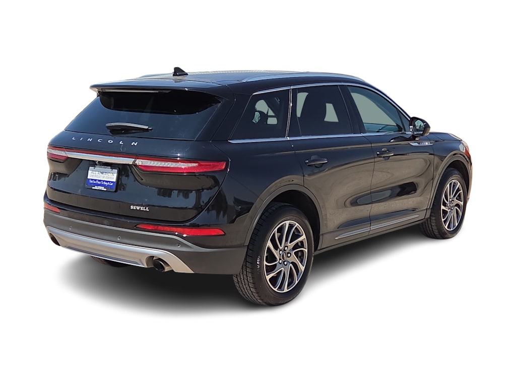 Thumbnail: 2022 Lincoln Corsair - 18
