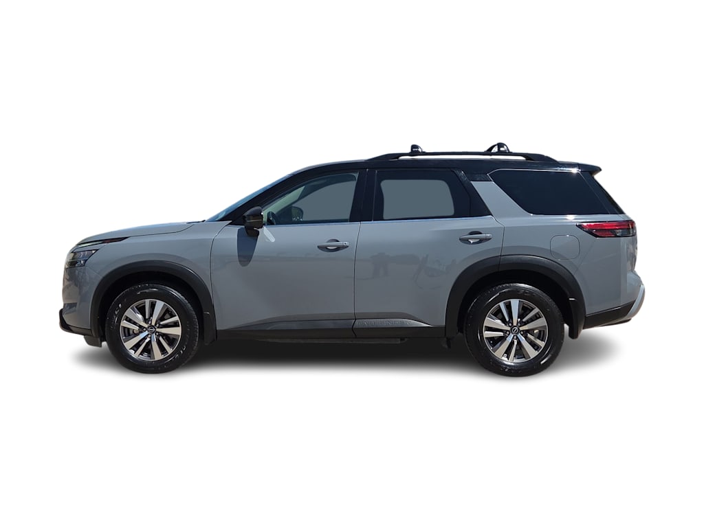 Thumbnail: 2022 Nissan Pathfinder - 3