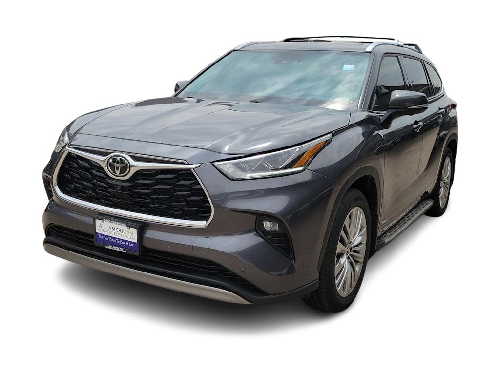 Thumbnail: 2025 Toyota Highlander - 21