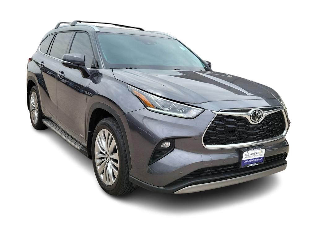 Thumbnail: 2025 Toyota Highlander - 20