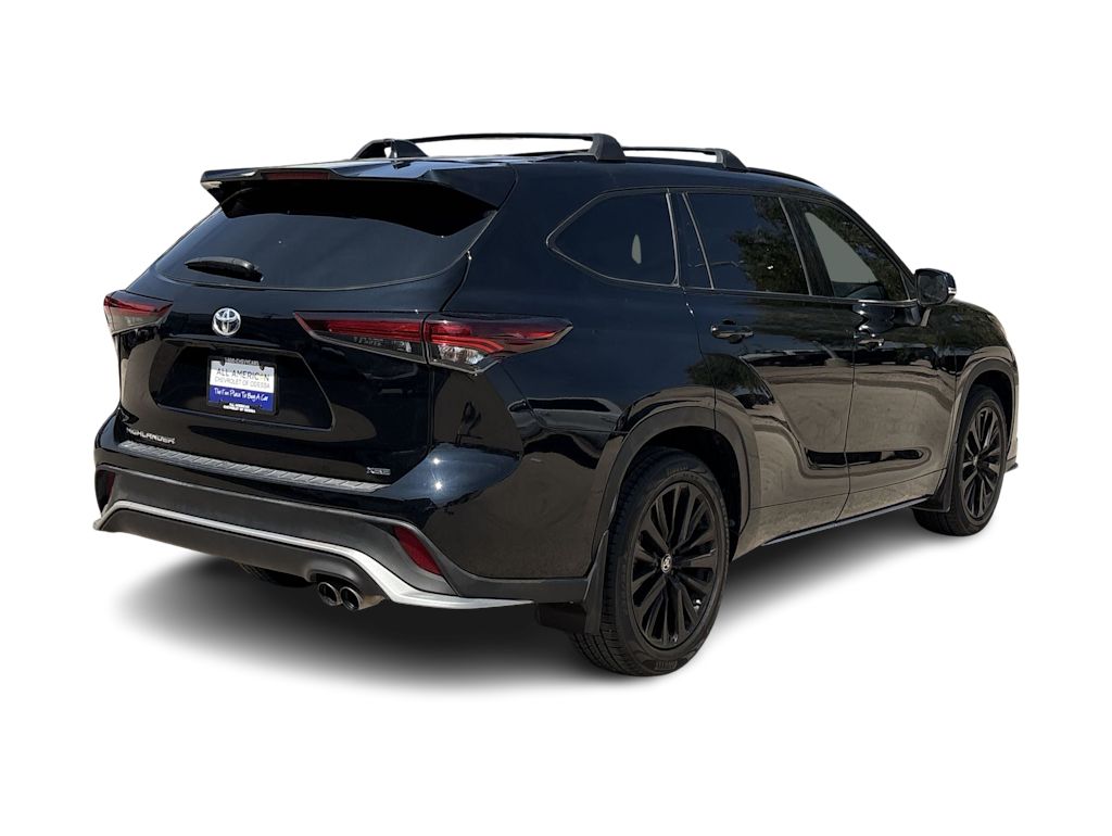 Thumbnail: 2024 Toyota Highlander - 20