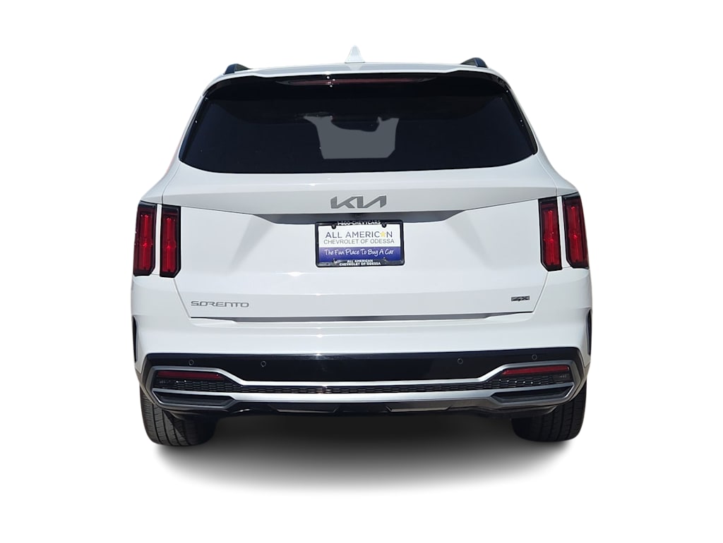 Thumbnail: 2023 Kia Sorento - 5