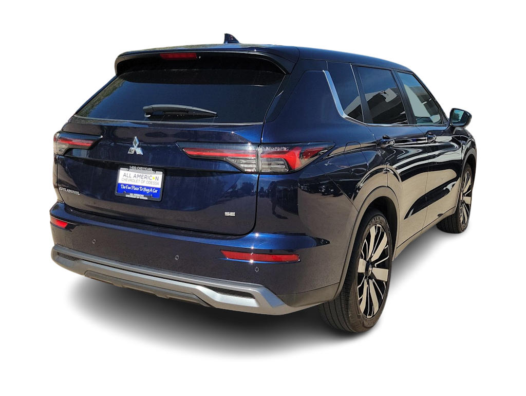 Thumbnail: 2025 Mitsubishi Outlander - 22