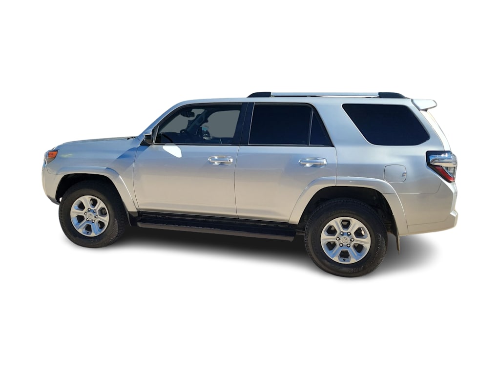 Thumbnail: 2022 Toyota 4Runner - 3