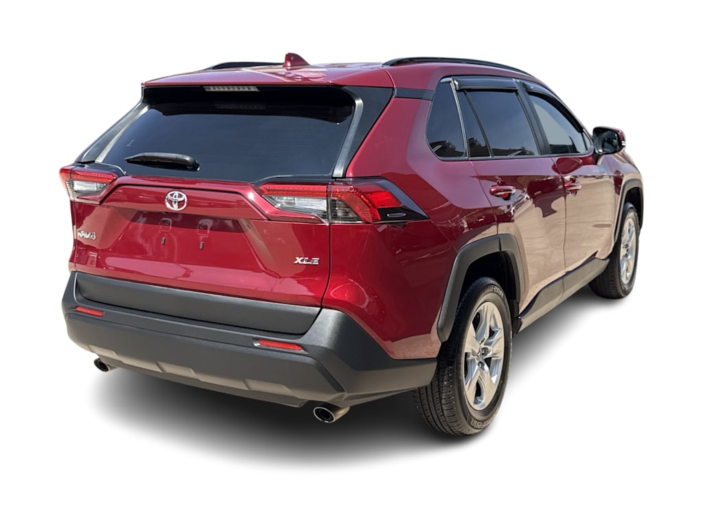 Thumbnail: 2019 Toyota RAV4 - 20