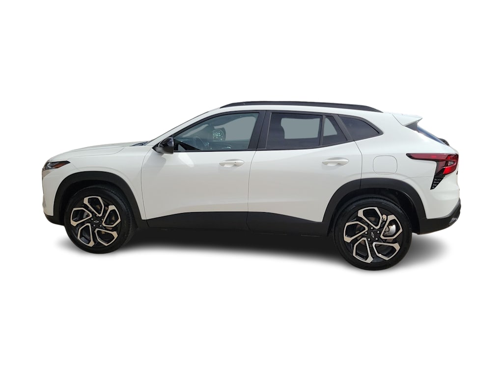 Thumbnail: 2025 Chevrolet Trax - 3
