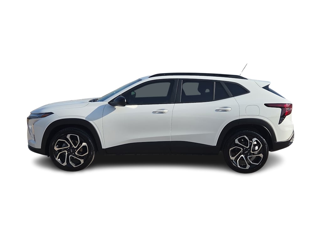 Thumbnail: 2025 Chevrolet Trax - 3