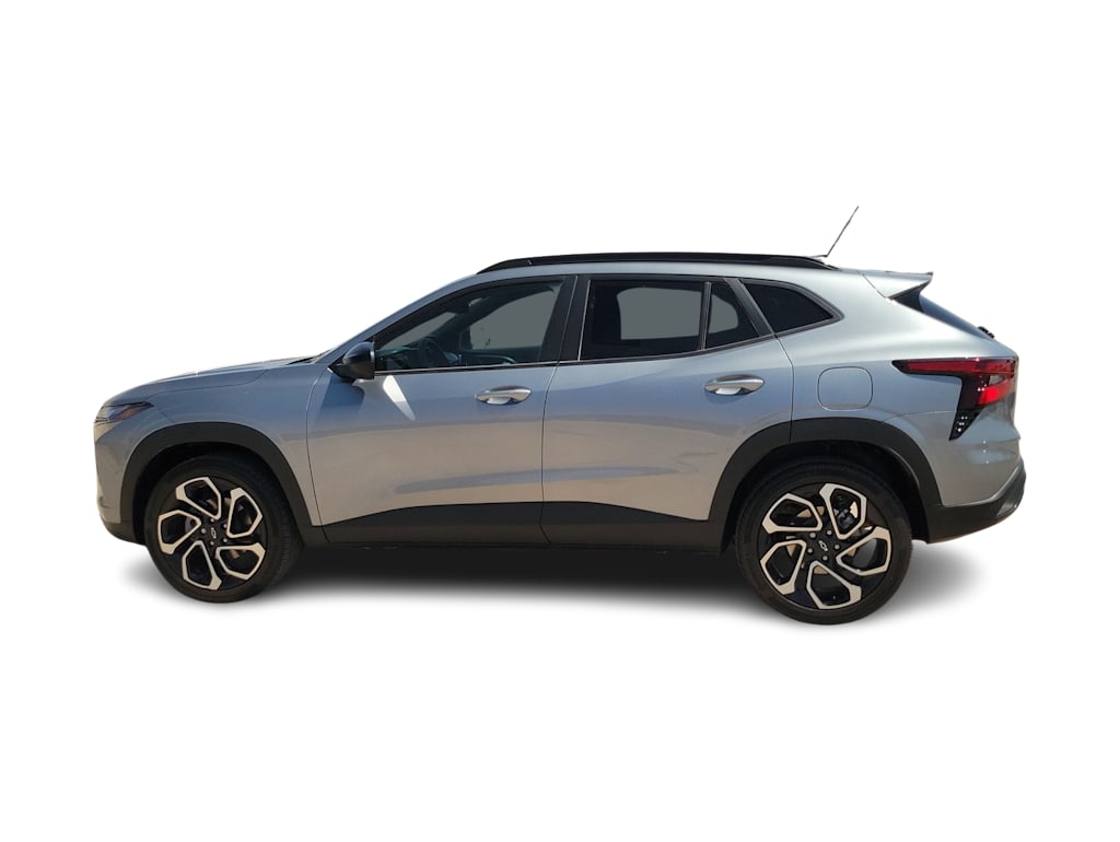 Thumbnail: 2025 Chevrolet Trax - 3