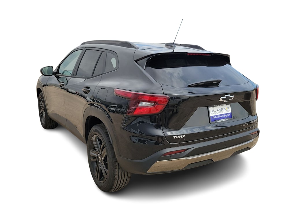Thumbnail: 2026 Chevrolet Trax - 4