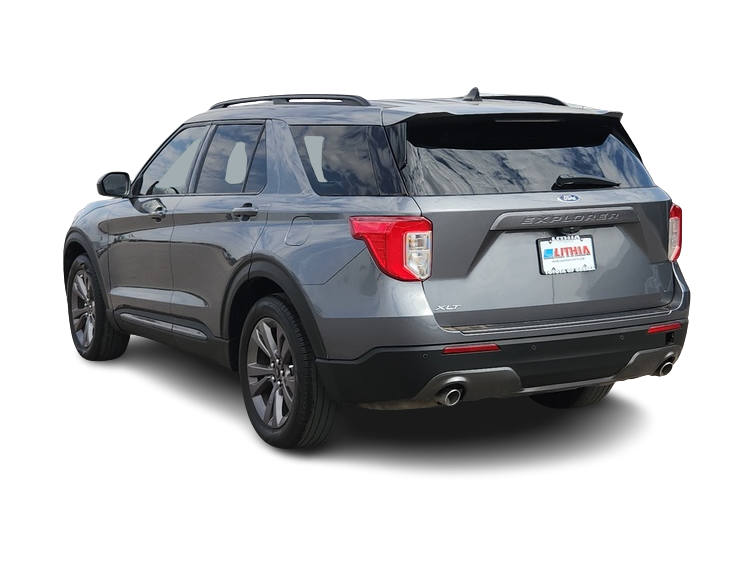 Thumbnail: 2022 Ford Explorer - 4