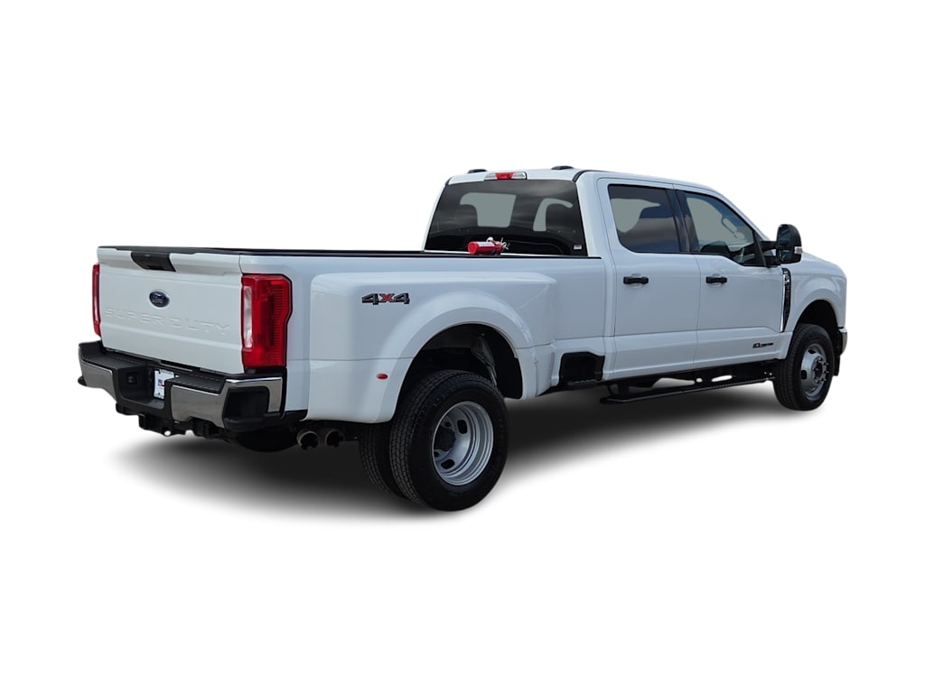 Thumbnail: 2025 Ford F-350 - 19