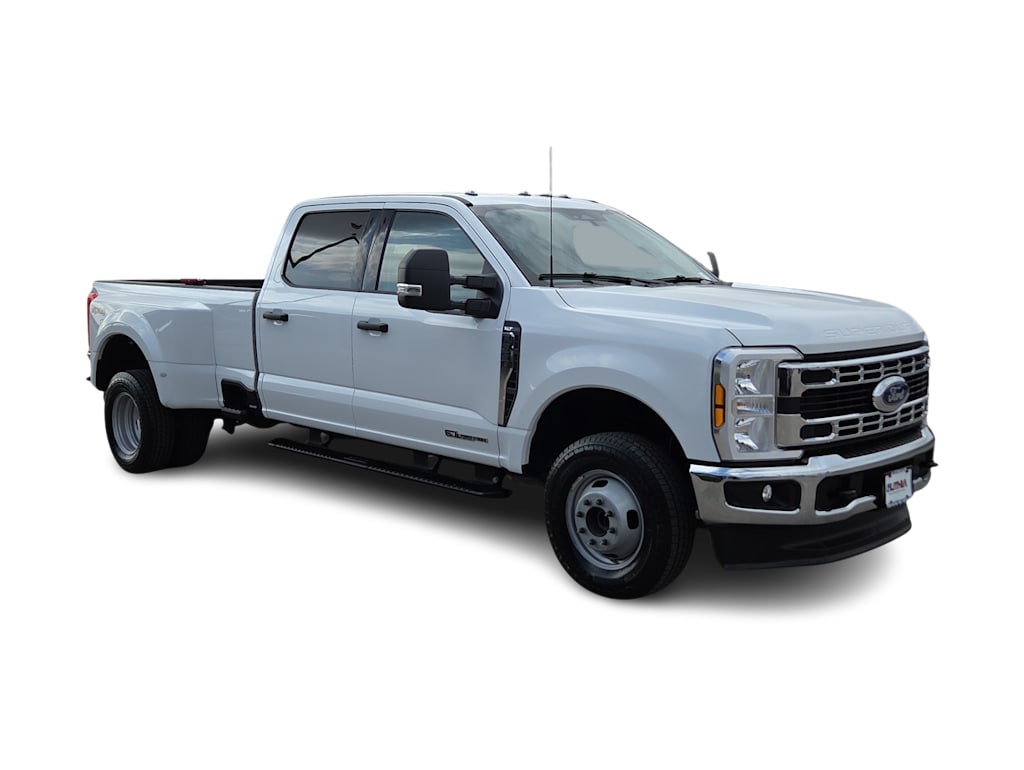 Thumbnail: 2025 Ford F-350 - 16