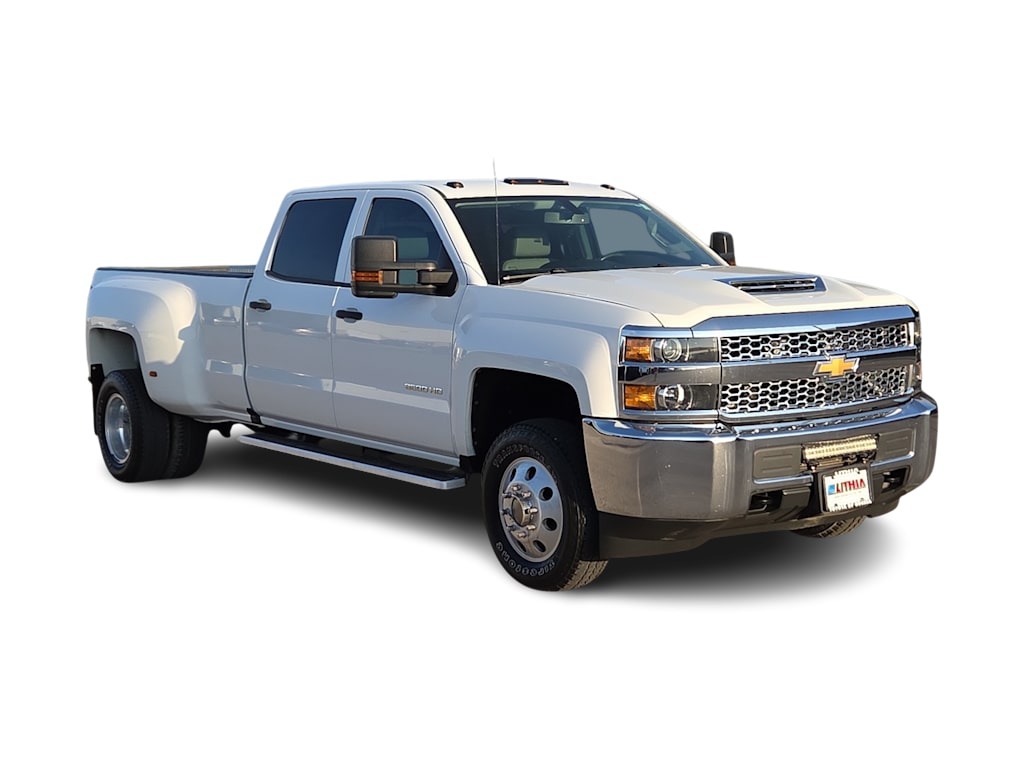 Thumbnail: 2019 Chevrolet Silverado 3500 - 16