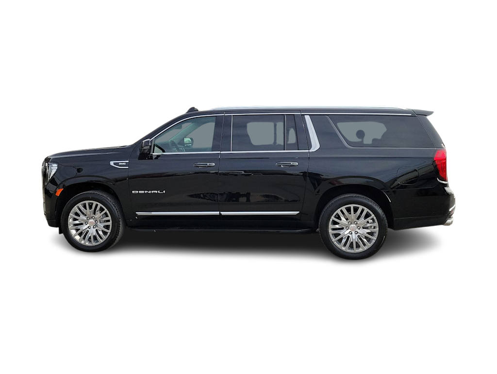 2023 GMC Yukon XL Denali 22