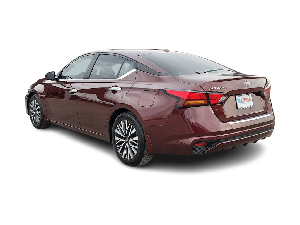 Thumbnail: 2023 Nissan Altima - 4