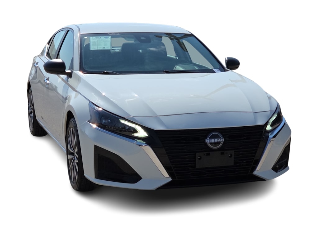 Thumbnail: 2025 Nissan Altima - 5