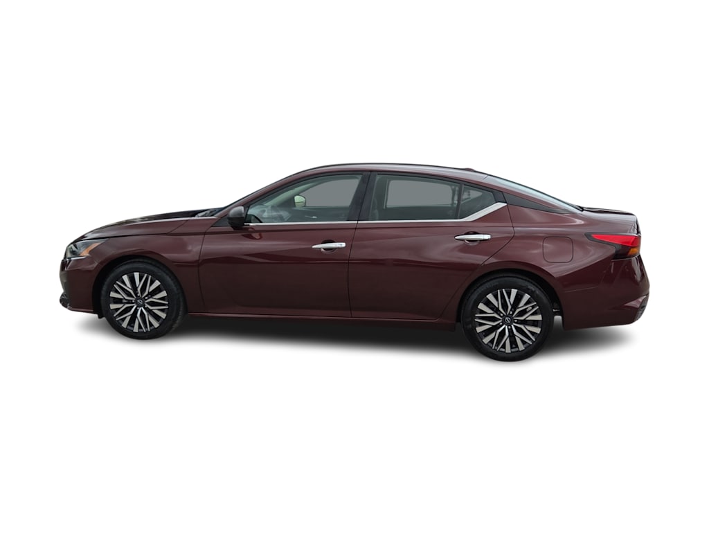 Thumbnail: 2024 Nissan Altima - 3
