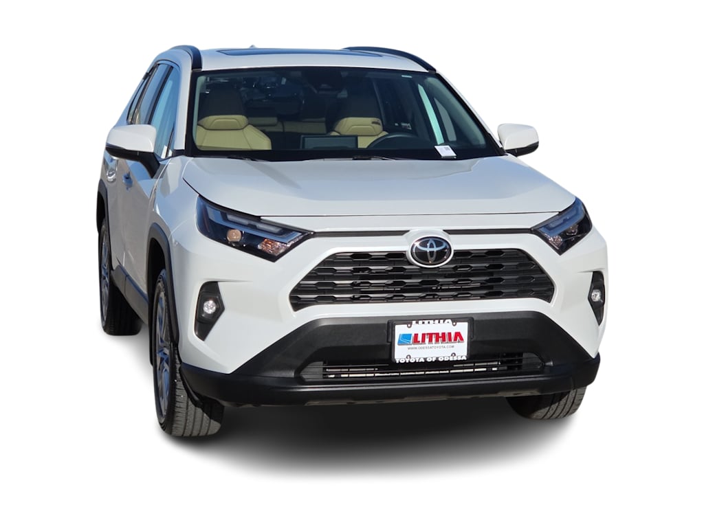 Thumbnail: 2025 Toyota RAV4 - 6